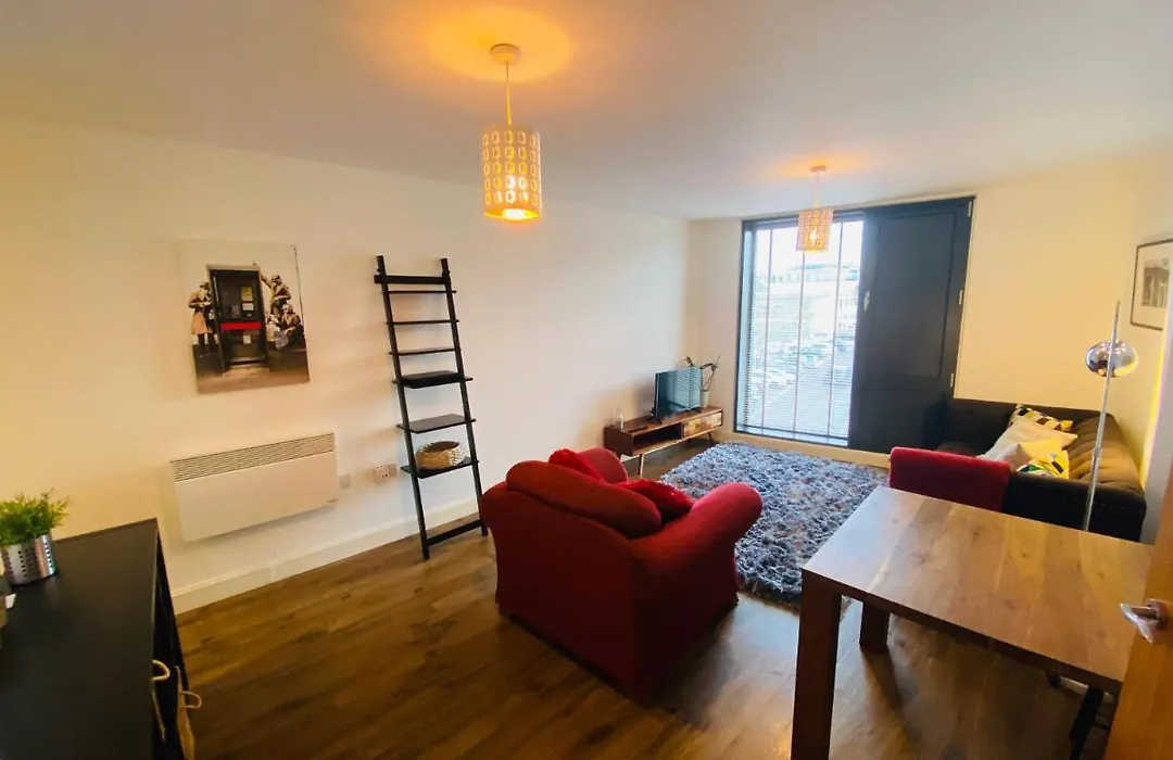 Stewart St James Walk Apartment-1