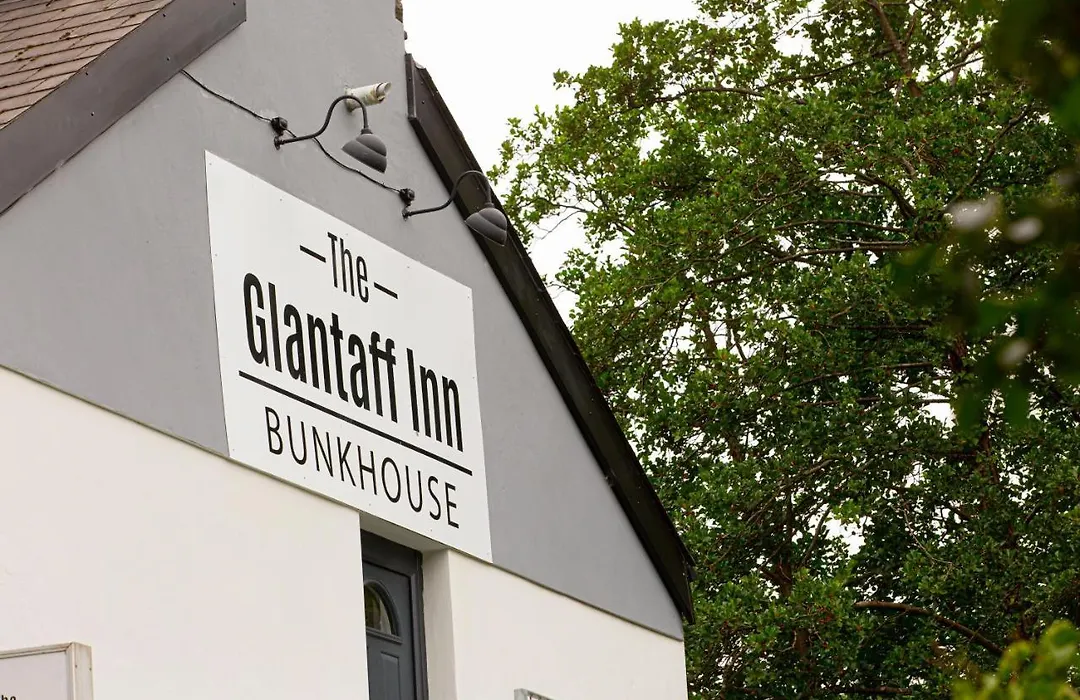 The Glantaff Inn Bunkhouse-1