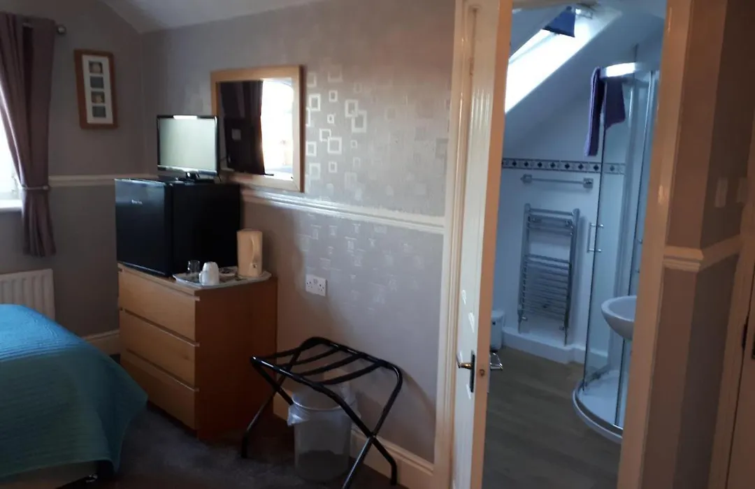 Fern Lee Guest House-1
