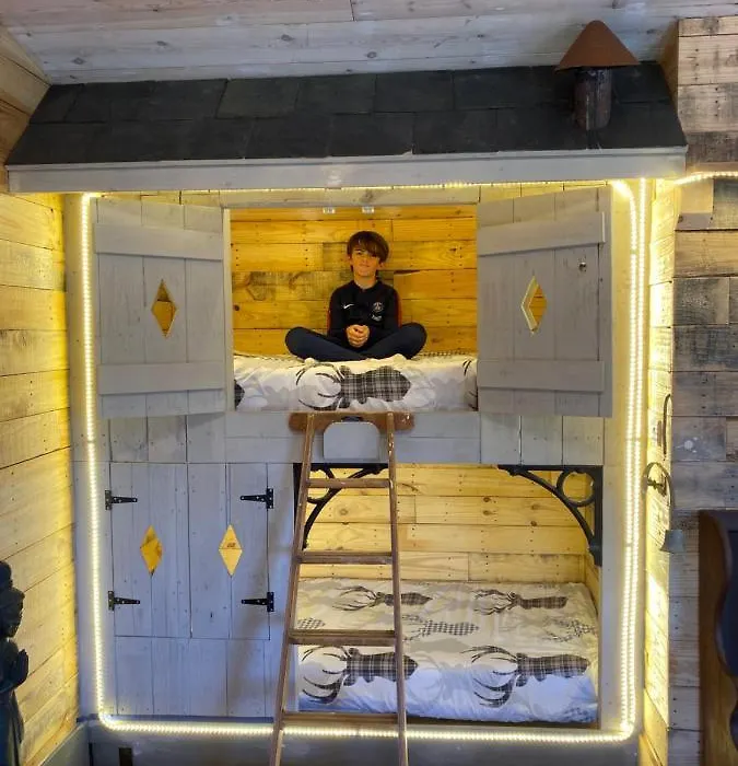 Willow Court Farm Studio East & Petting Farm, 8 Mins To Legoland & Windsor, 15 Mins To Lapland Uk-1