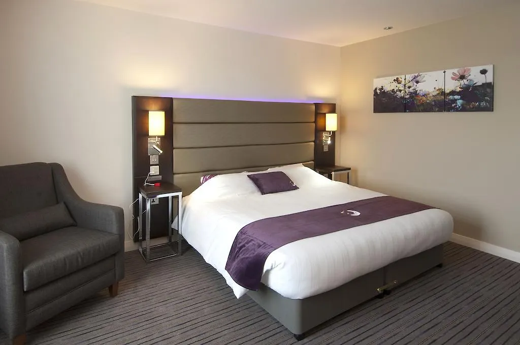 Premier Inn Bath City Centre-1