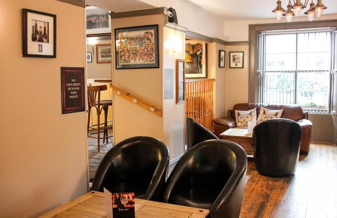 Station Hotel And Restaurant-1