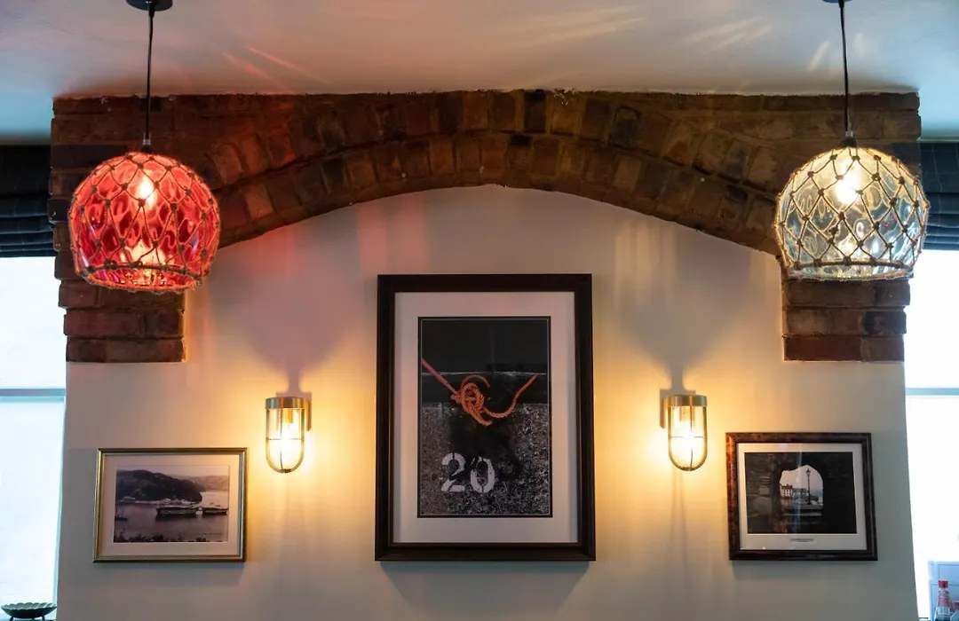 The Seale Arms-1