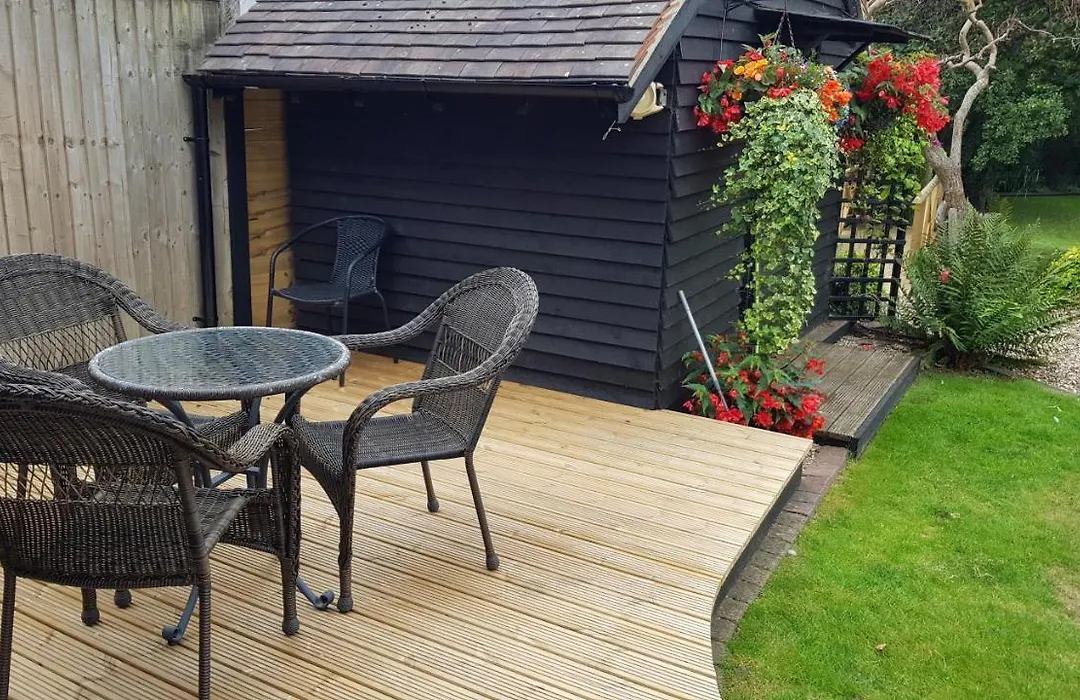 Riverside Lodge Pied A Terre-1