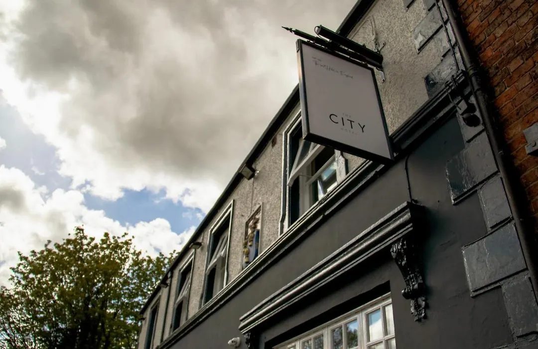 The City Hotel-1