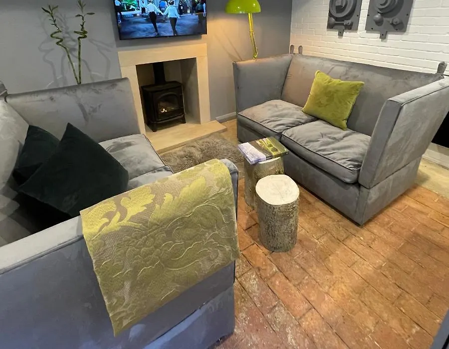 Box Barn - Stylish Accommodation In Rutland-1