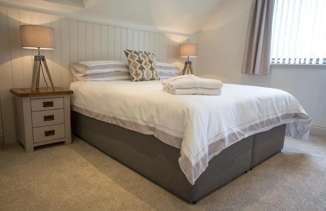 Cruinn Bheinn Luxury Self Catering Apartments-1