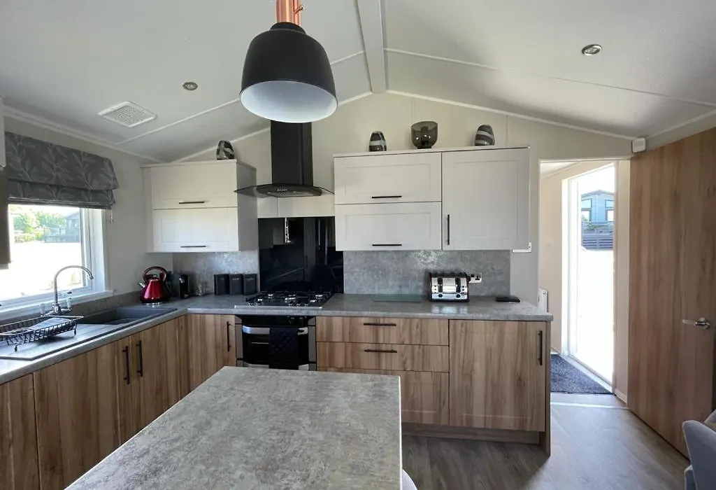 Seton Sands Holiday Park - Premium Caravan - 2 Bedroom Sleeps 4 (Adults Only)-1