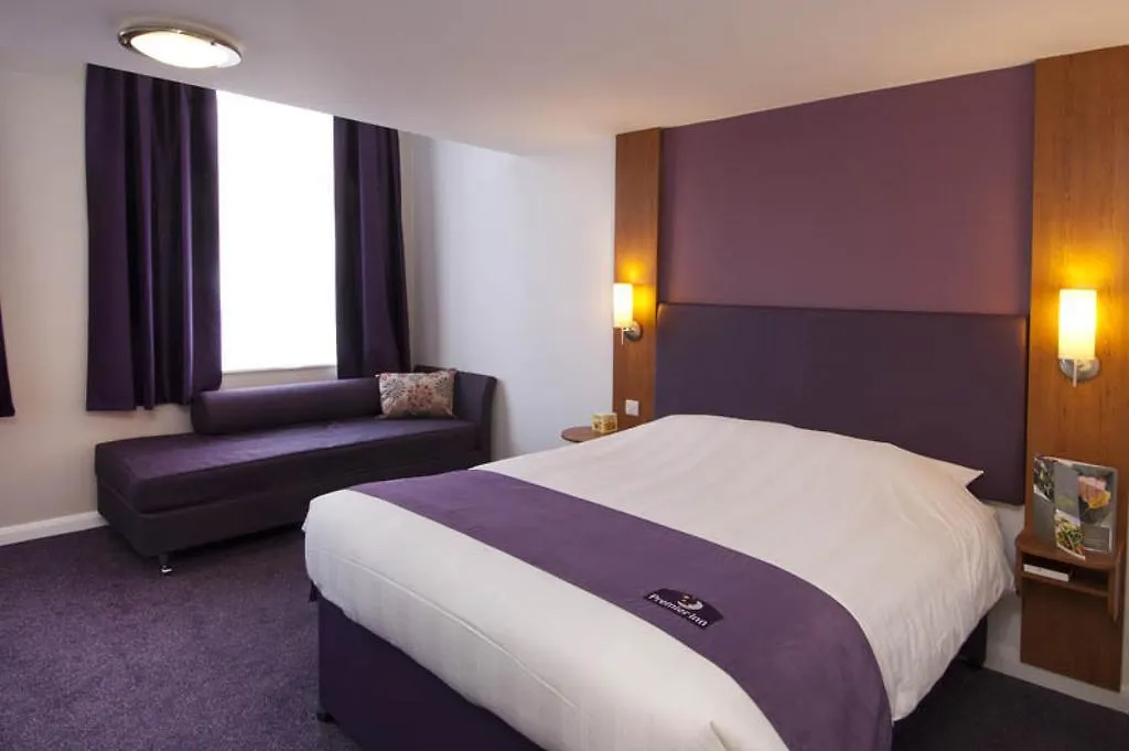 Premier Inn Livingston - Bathgate-1