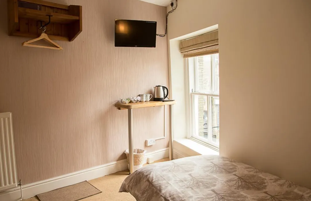 Millie'S Bed & Breakfast-1