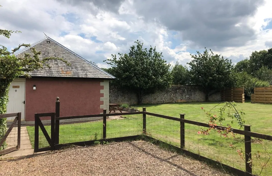 Gorton House And Cottages-1