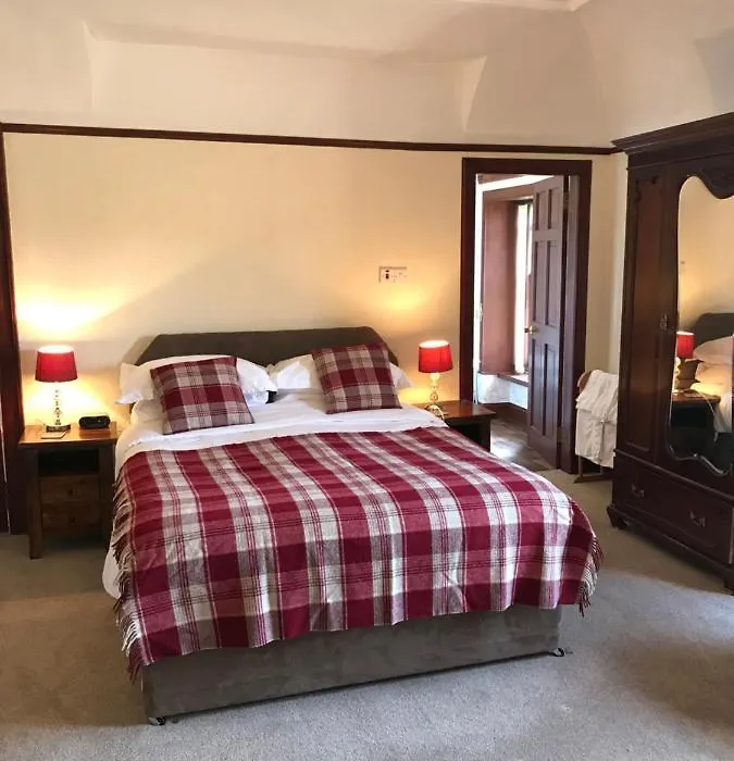 Cavell House-1