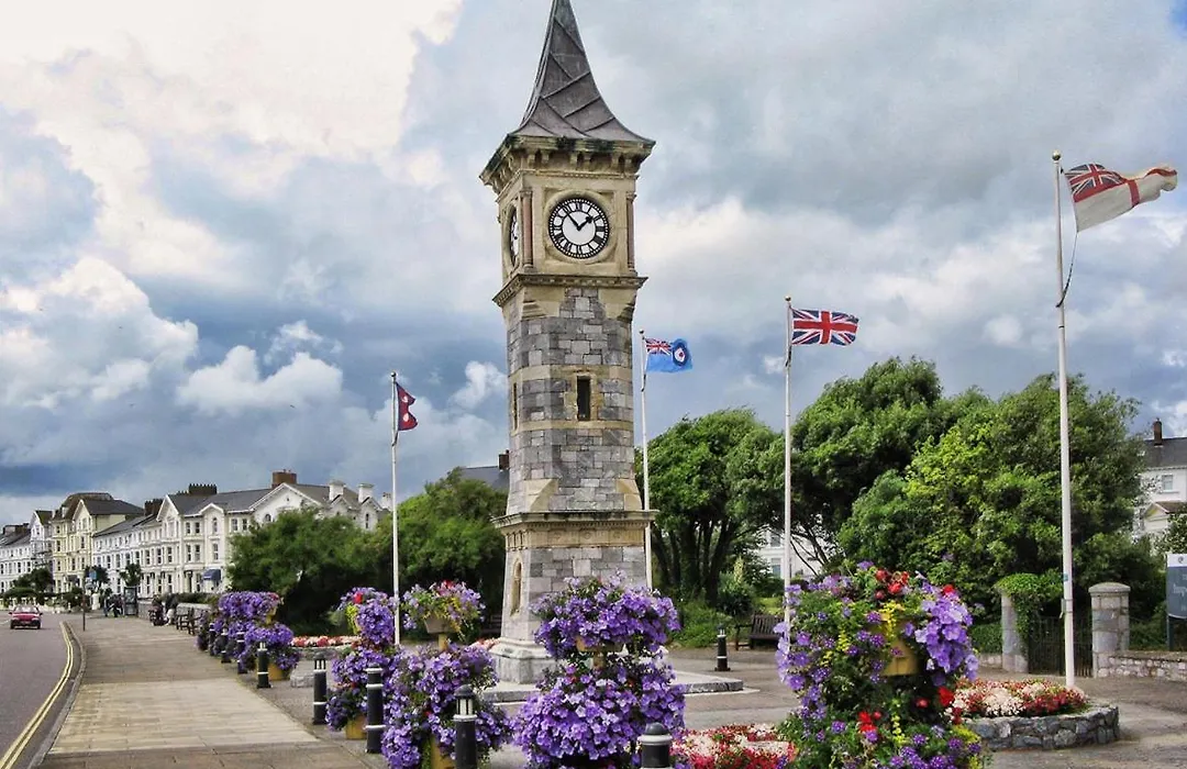 Sea Breeze, Gorgeous 2 Bed Apartment In Exmouth-1