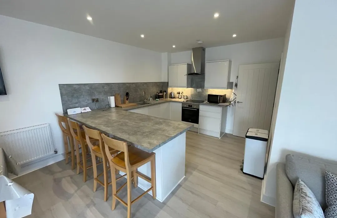 10 Argyle Court-1