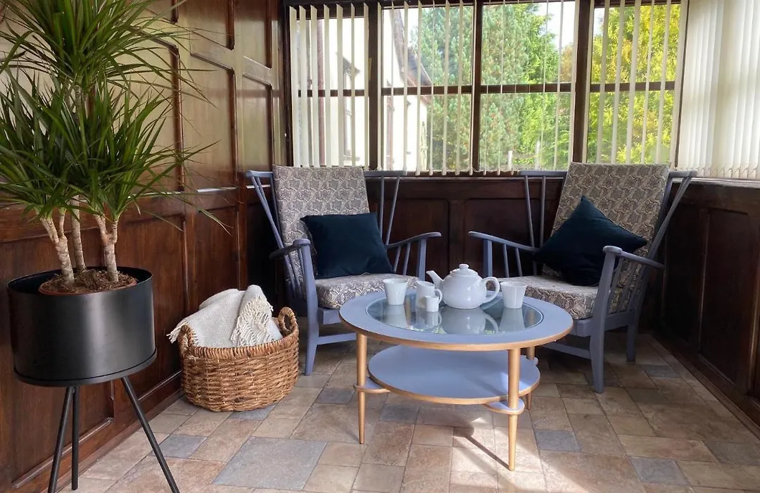 Vulcan Lodge Cottages-1