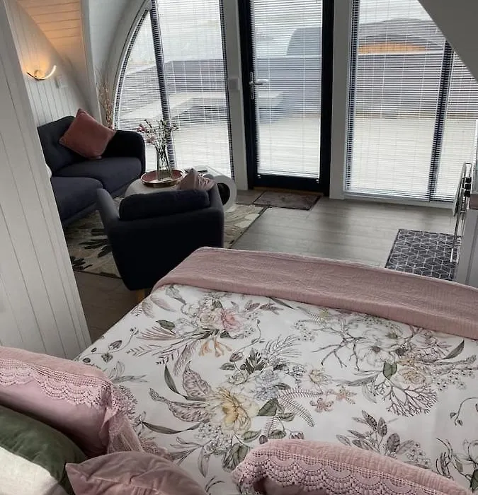 Orkney Lux Lodges - Brinkies Retreat-1