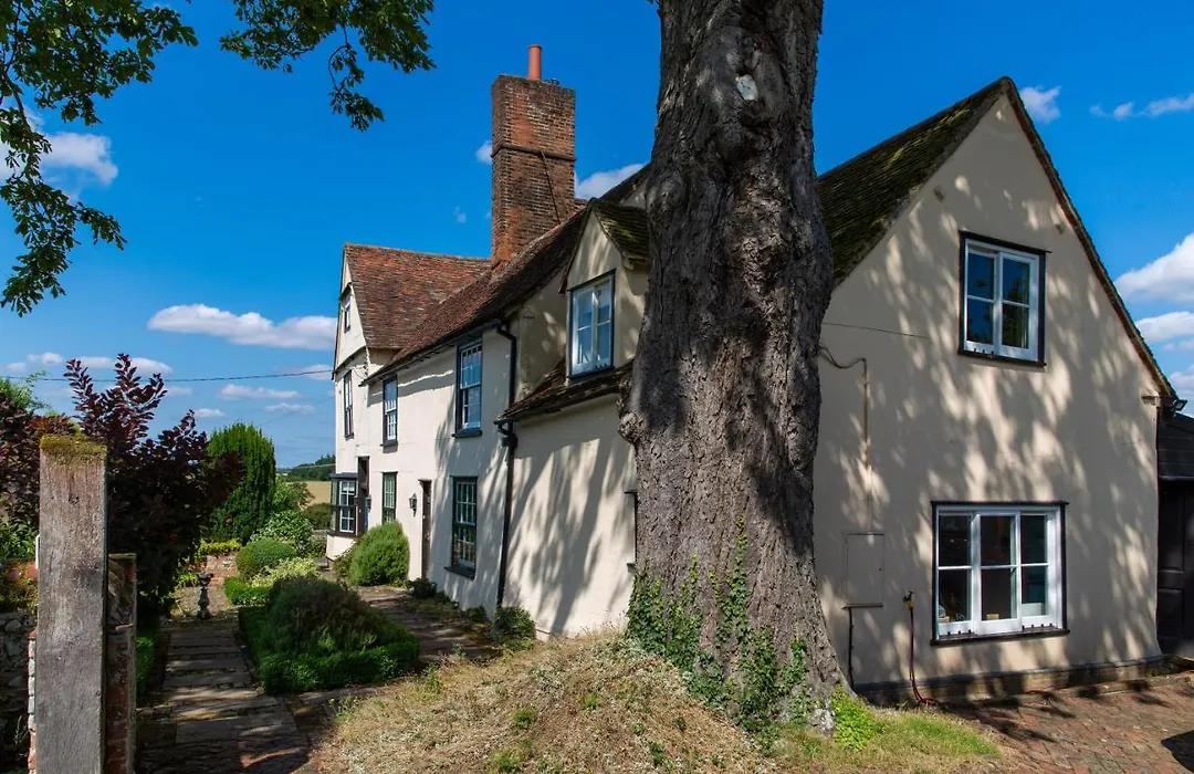 Pounce Hall -Stunning Historic Home In Rural Essex-1