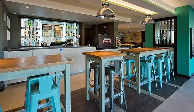 Premier Inn Holyhead-1