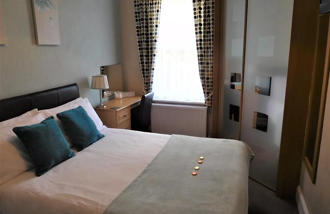 Kronmore Guest House-1