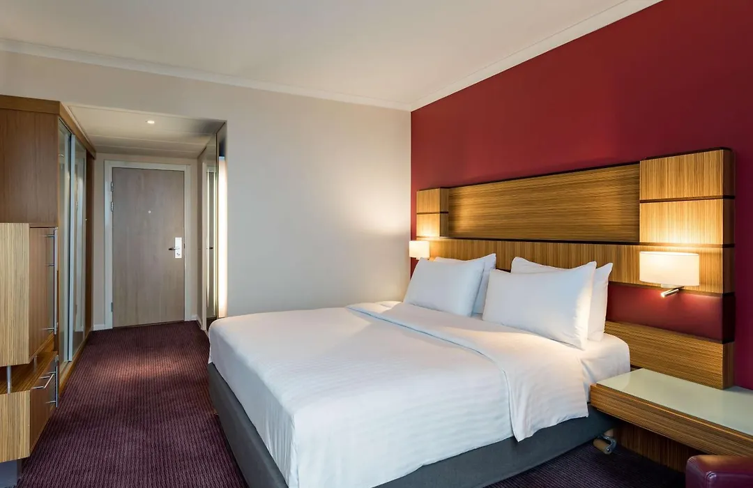 Radisson Blu Hotel London Stansted Airport-1