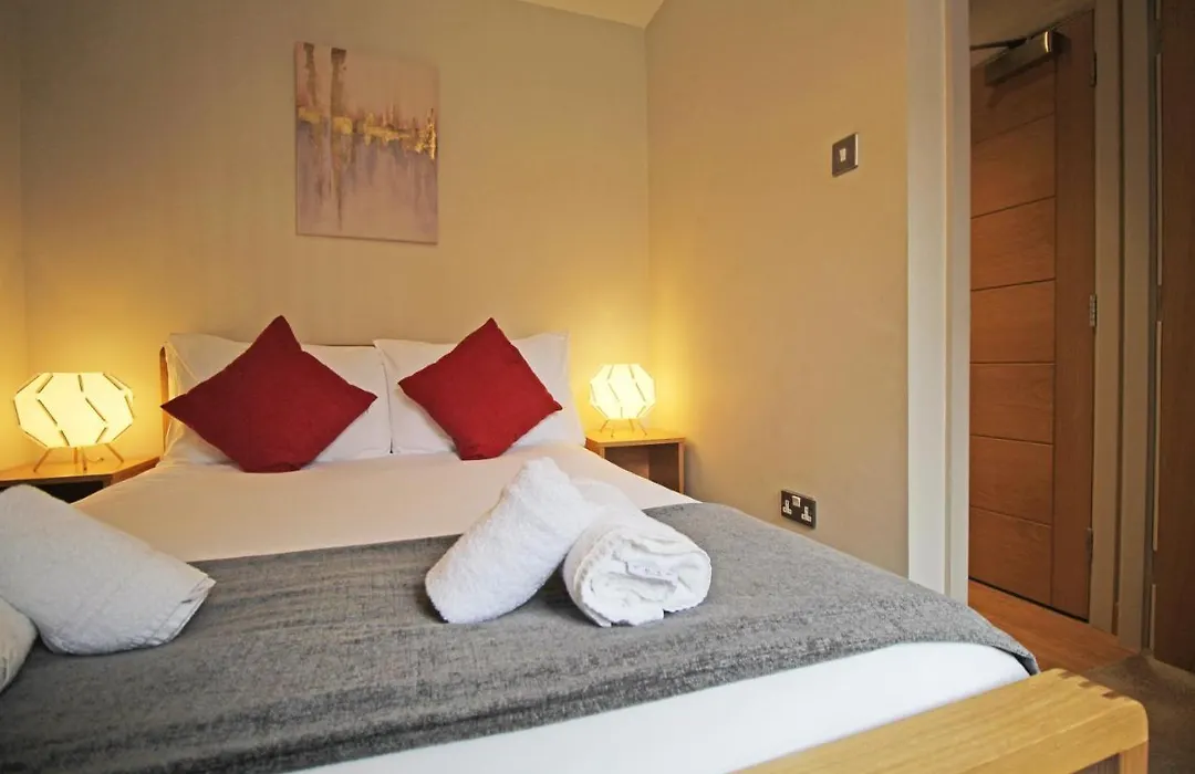 Hunters Walk - Luxury Central Chester Apartment - Free Parking-1