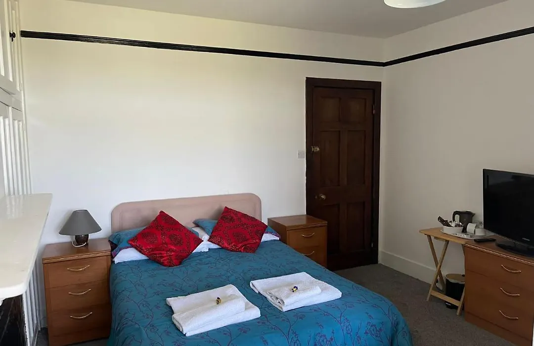 Upton Cross B&B-1