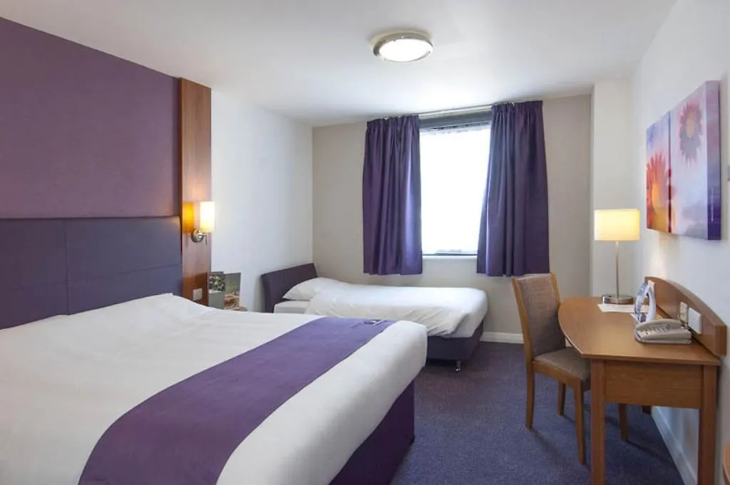 Premier Inn Newcastle - Holystone-1