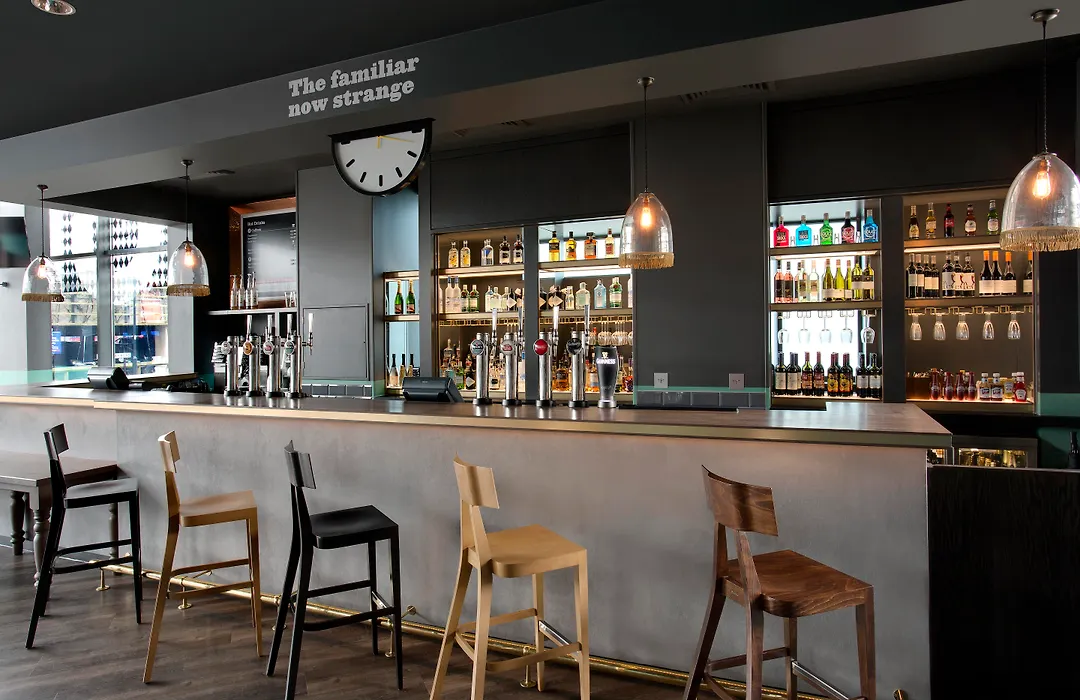 Leonardo Hotel Brighton-1