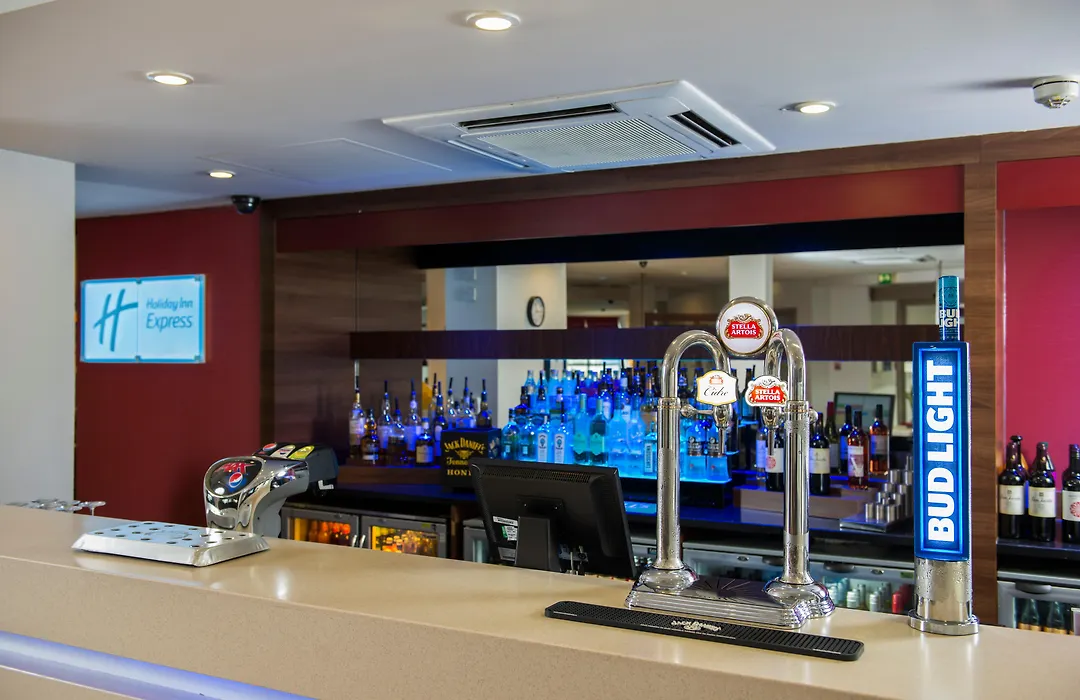 Holiday Inn Express Taunton East By Ihg-1