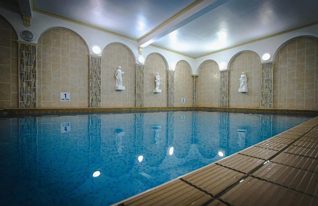 Chatsworth House Hotel-1