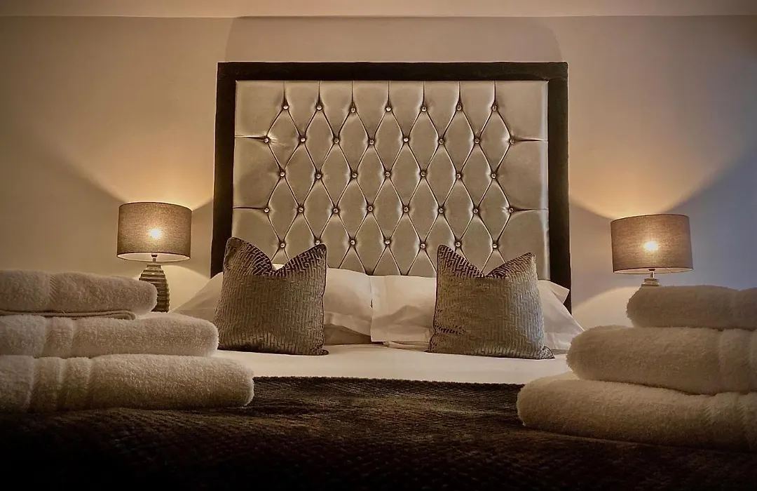 Sandpearl Suite Apartments-1
