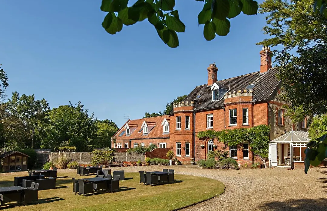 Blakeney House-1