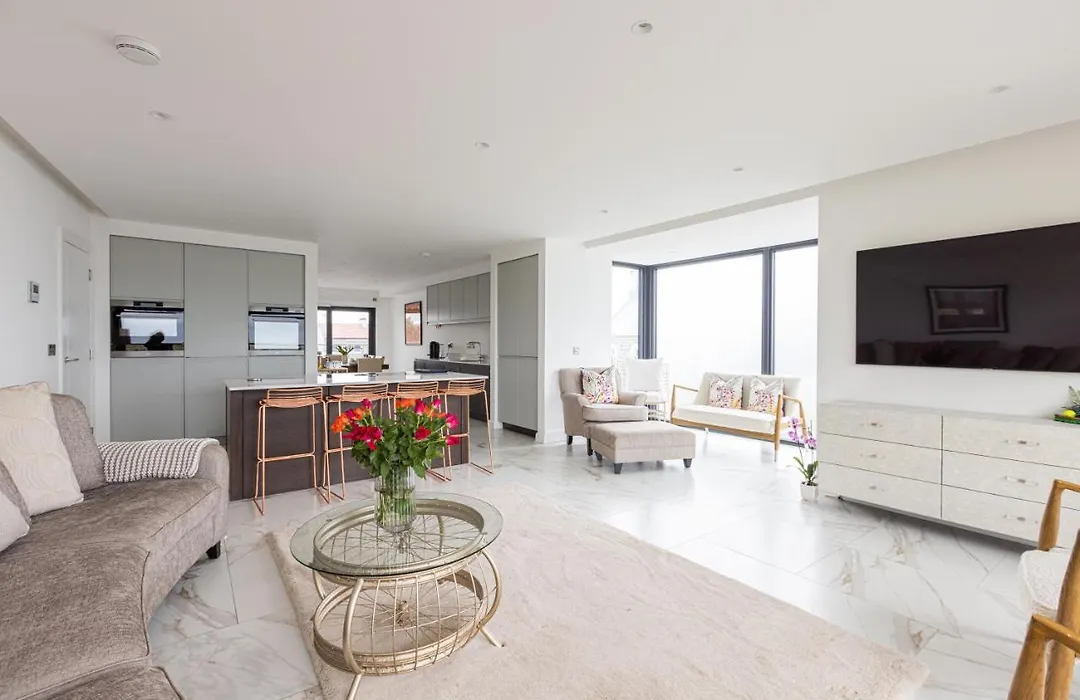 Curran Gate Luxury Serviced Apartments, Portrush-1