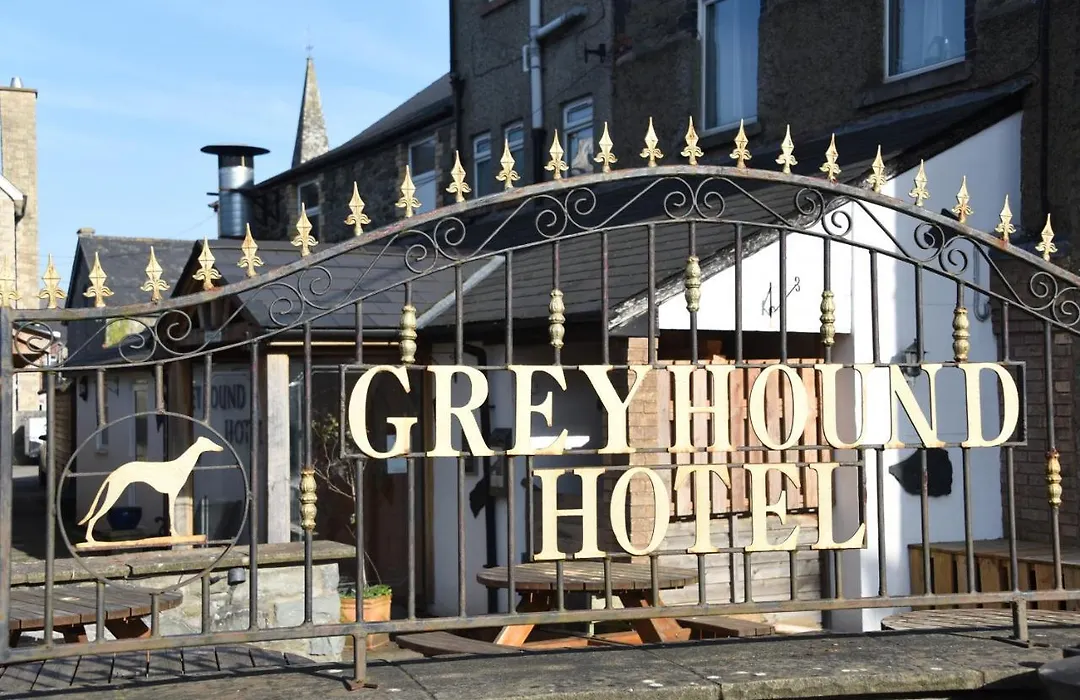 Greyhound Hotel-1