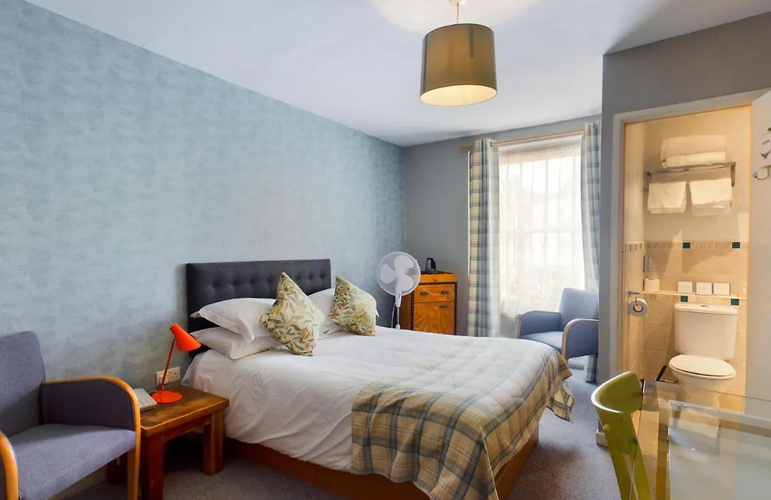 The Oak House Hotel-1