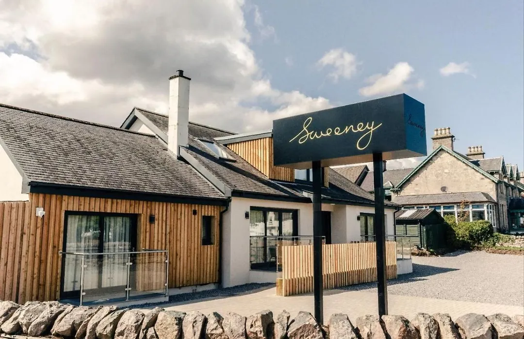 Sweeney Aviemore One-1