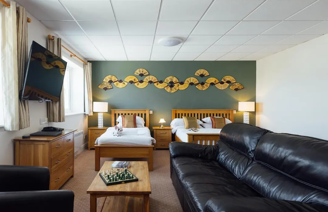 The Imperial Dragon Hotel-1