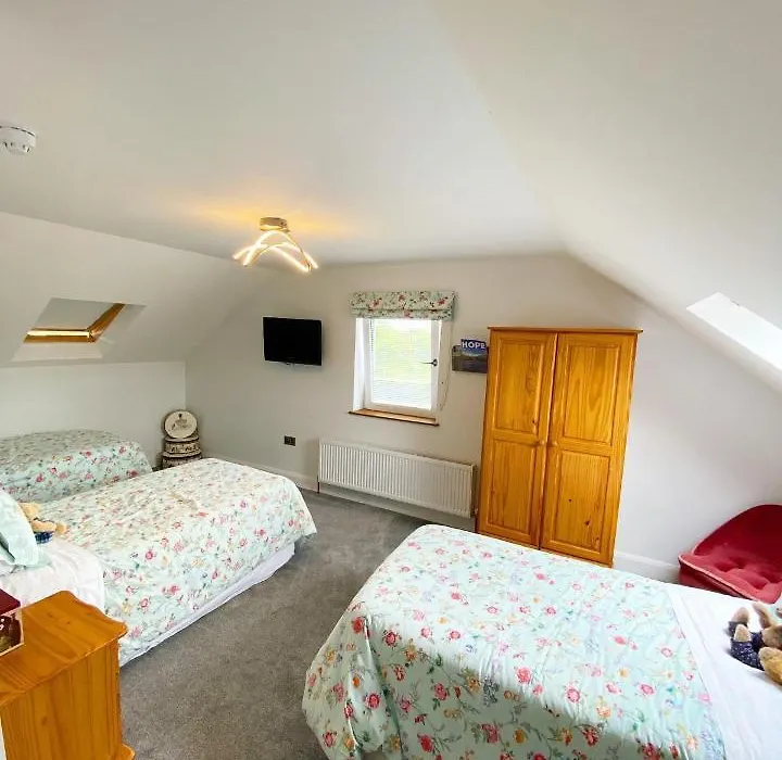 Ardbrin Lodge-1