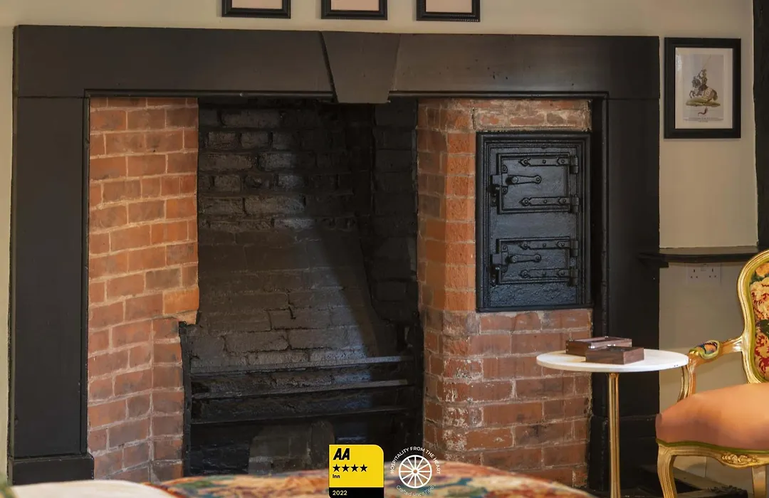 The Tudor House Hotel, Tewkesbury, Gloucestershire - The Coaching Inn Group-1