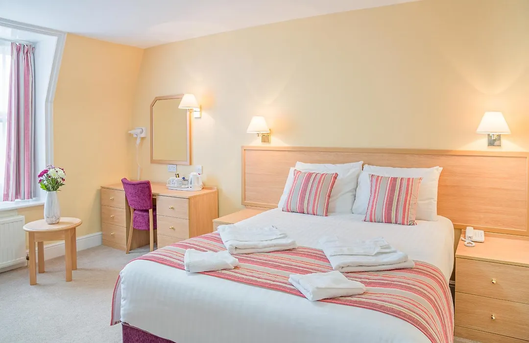 New Beach Hotel-1