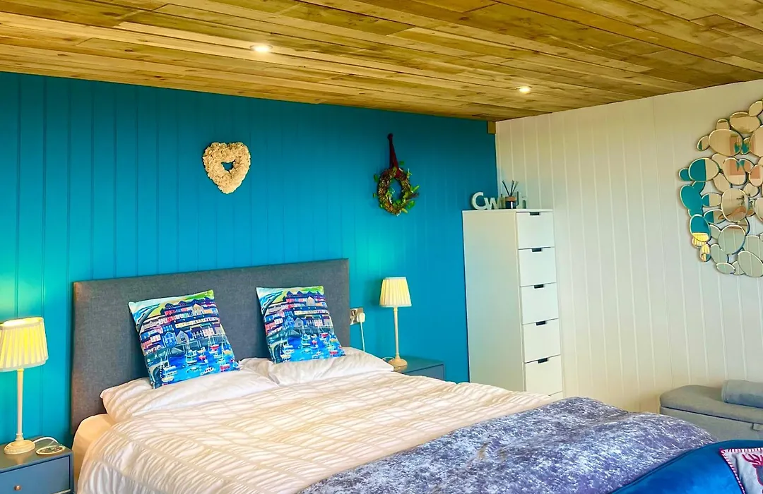 The Pod & Cwtch Luxury Accommodation-1