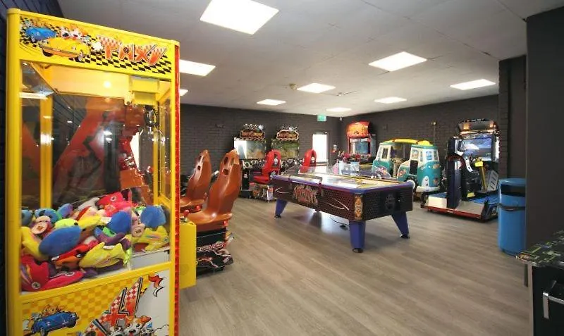 127Cs Hoburne Naish Holiday Park-1