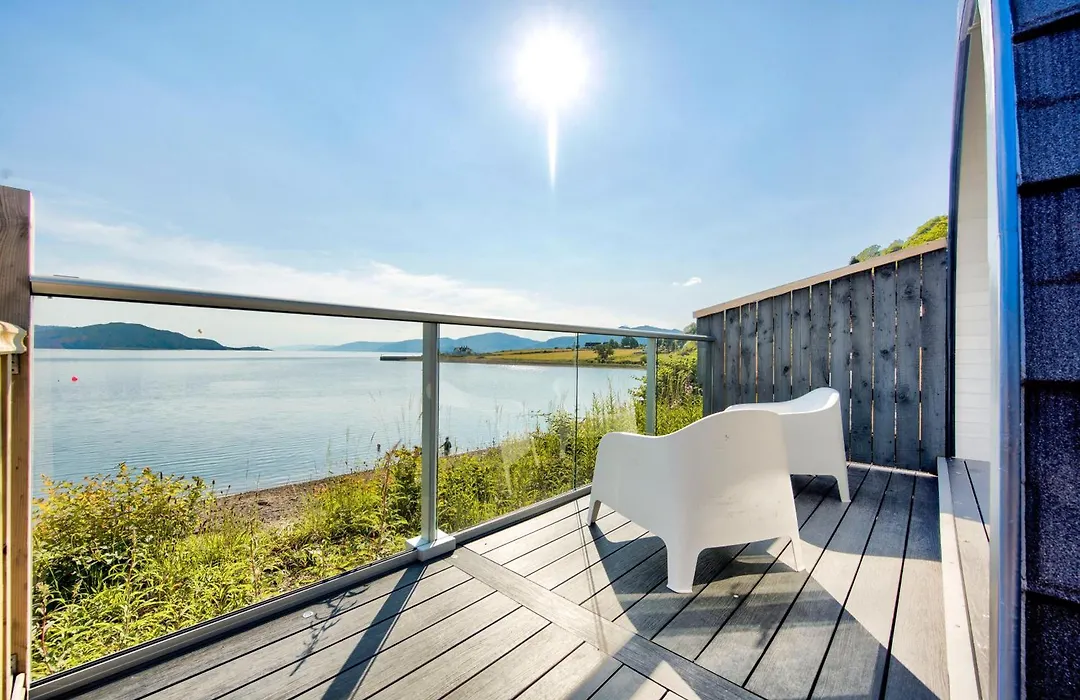 Onich Hotel & Lochside Beach Pods-1
