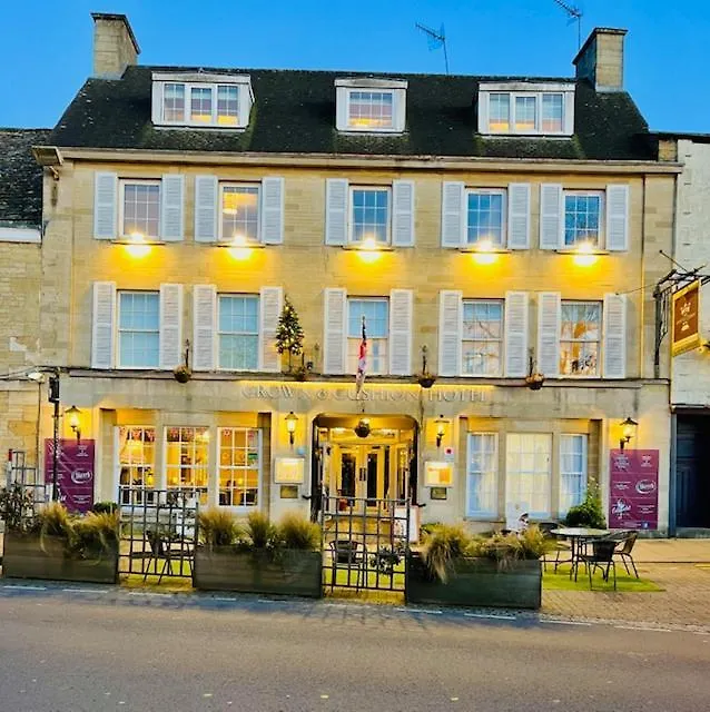 Crown & Cushion Hotel-1