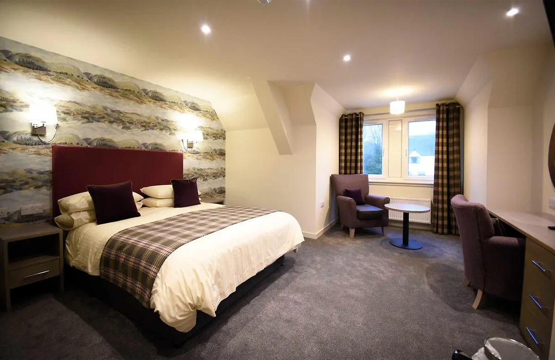 The Royal Hotel-1