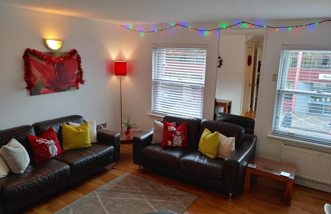 The Bath House Apartment - Free 1St Breakfast - Free Parking-1