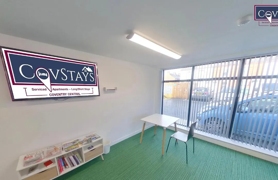 Signature House - Contemporary Studios In Coventry City Centre, Free Parking, By Covstays-1