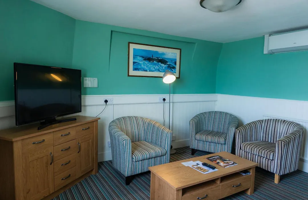 The Clarendon Hotel-1
