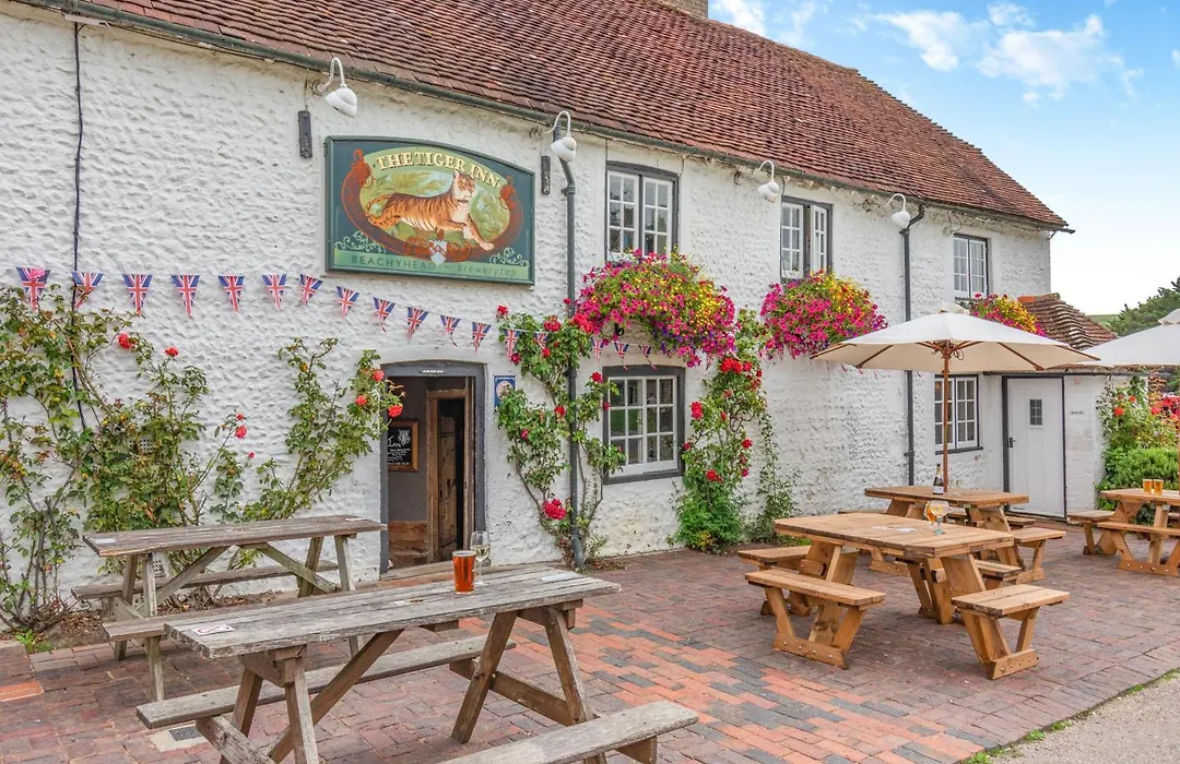 Tiger Inn - Elizabeth-1