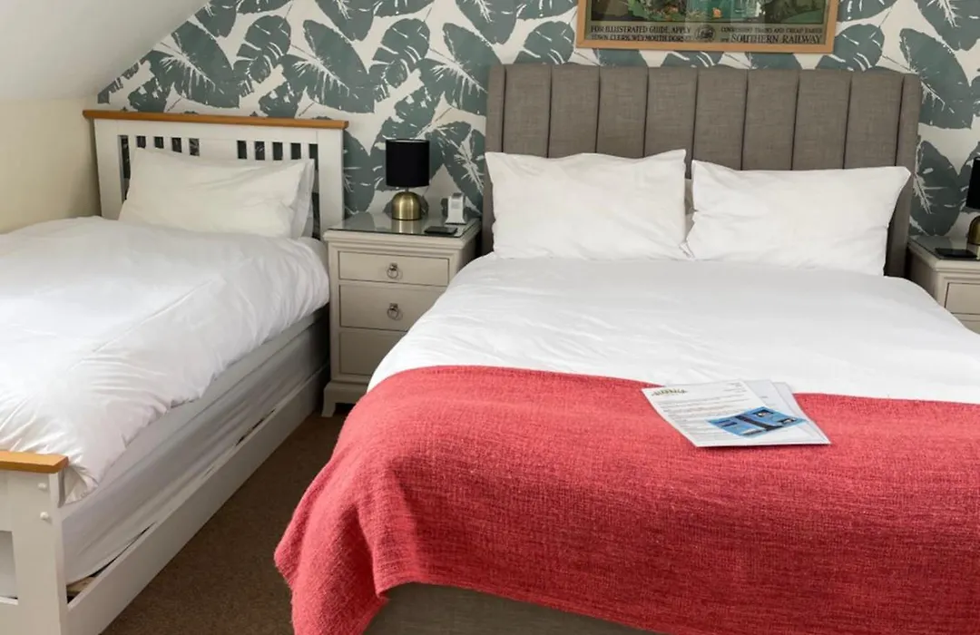 The Alendale Guesthouse-1